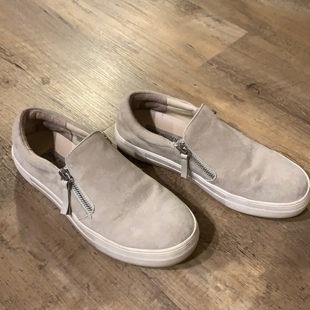 Steve Madden Slip Ons